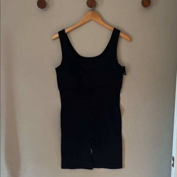 New! Torrid Seamless Ribbed Mid-Thigh Bodysuit Black Square Neck Size 2X NWT - Picture 5 of 14